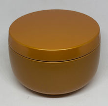 Load image into Gallery viewer, 8 ounce Fresh Cut Grass scented candle