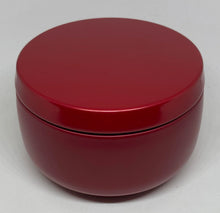 Load image into Gallery viewer, 8 ounce Fresh Cut Grass scented candle